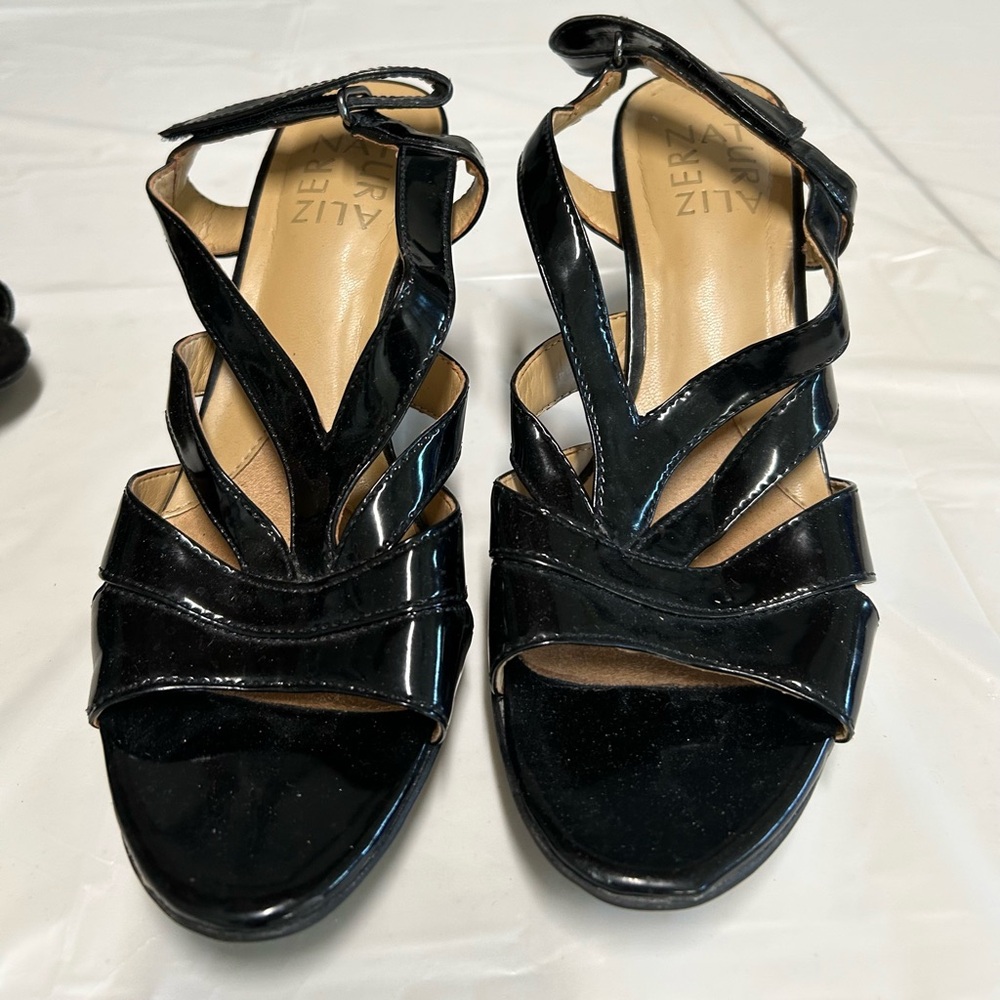 Naturalizer Black Patent Strappy Sandals